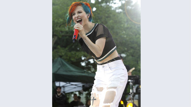 Dating williams who hayley is Paramore's Hayley